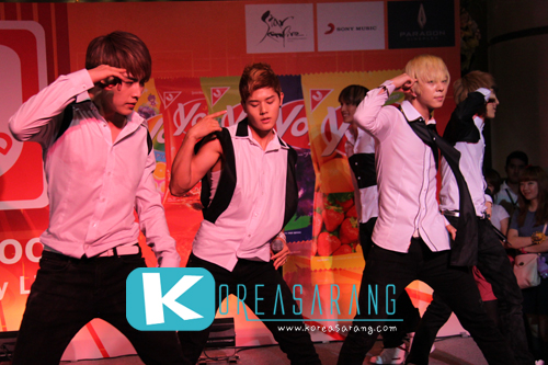 ZE:A in Thailand 29-07-10