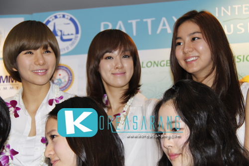 AFTER SCHOOL in Thailand 18-03-10:Jung Ah,Joo Yeon,UEE