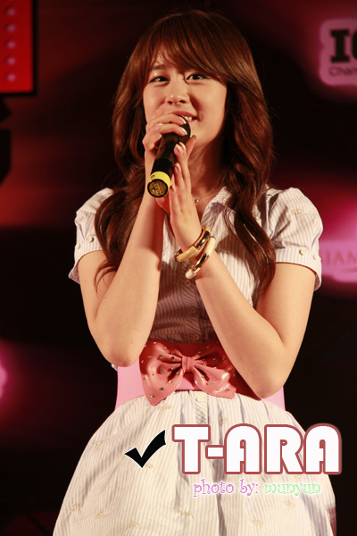 T-ARA in Thailand 05-04-10:Jiyeon