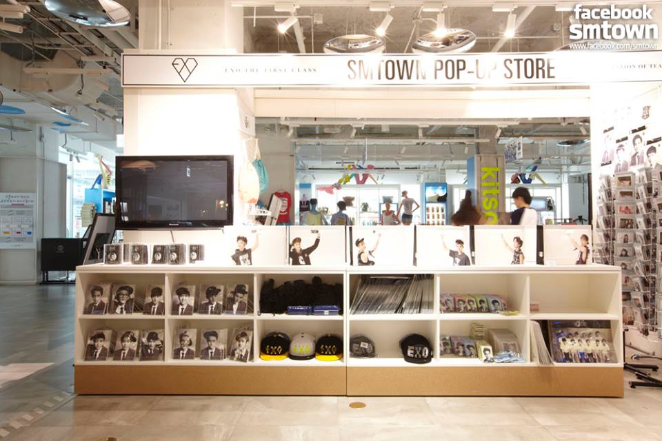[EXO] รูป HD SMTOWN POPUP STORE (อัพหมดแล้ว รูปเยอะมาก) บันเทิง 3729415