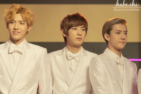 [Pic] 121130 EXO @ MAMA 2012