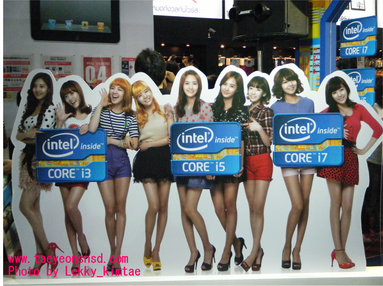 SNSD at Commart Thailand'11