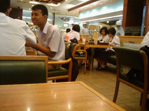 อยู่ฮาจิบัง