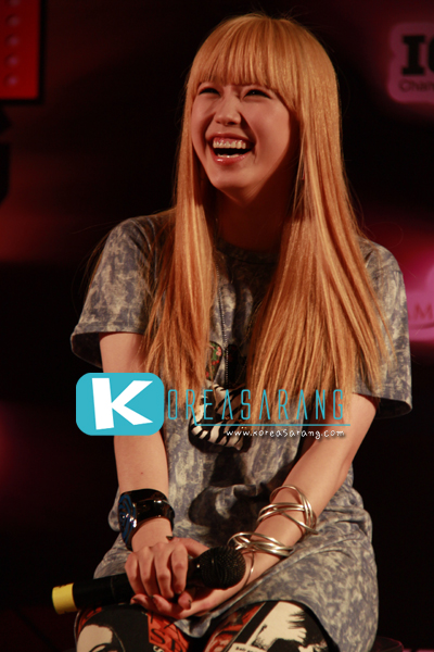 SECRET in Thailand 05-04-10:Hyoseong