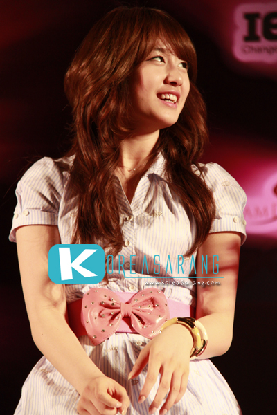 T-ARA in Thailand 05-04-10:Jiyeon