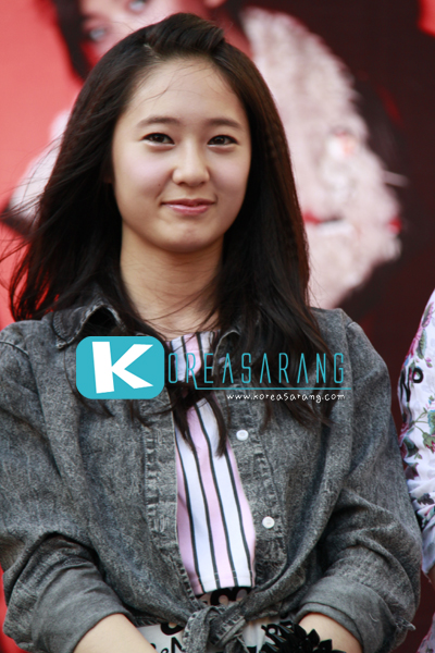 f(x) in Thailand 20-03-10:Krystal