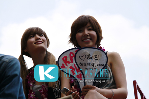 AFTER SCHOOL in Thailand 20-03-10:Nana,Raina