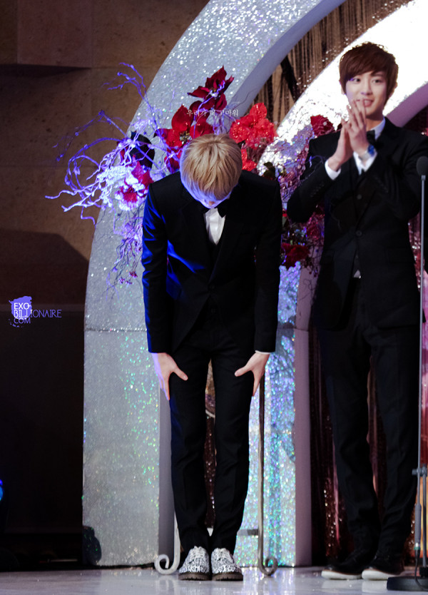 [Pic] 121128 Sehun at The 19th Korean Entertainment Awards [BILLIONAIRE]