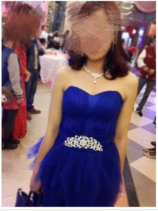 ชุดราตรีสาวอวบ