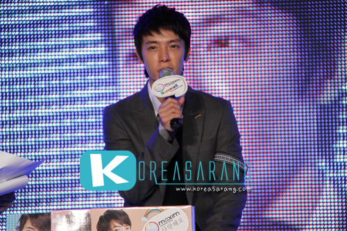 Maxim Contact Lens Surprise Celebration (Press Conference) 11-10-10:DongHae