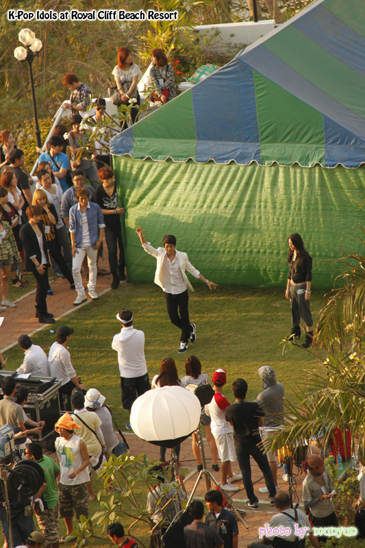 Minho(Shinee),Krystal f(x) ซ้อมเต้นอีกรูป