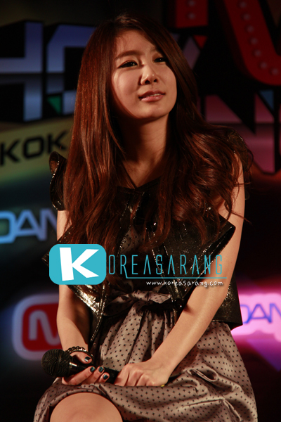 BROWN EYED GIRLS in Thailand 05-04-10:Jea