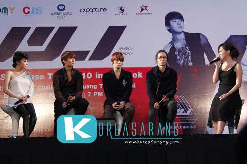 JYJ Showcase Tour in BKK (Press Conference) 14-10-10