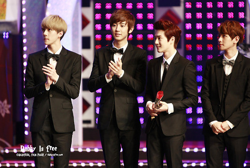 [Pic] 121128 EXO-K at The 19th Korean Entertainment Awards