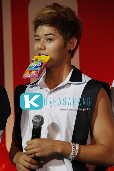 ZE:A in Thailand 29-07-10:Dongjoon