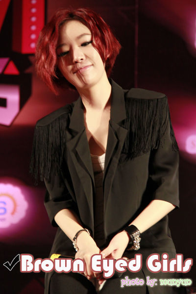 BROWN EYED GIRLS in Thailand 05-04-10:Ga-in