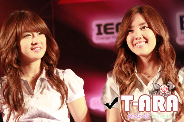 T-ARA in Thailand 05-04-10:Jiyeon,Hyomin