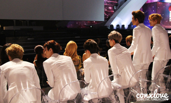 [Pic] 121130 EXO at MAMA 2012  