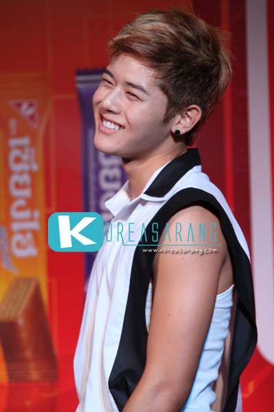 United Foods (Wafer Sanghai&Jelly Yoyo) 29-07-10: ZE:A -Dongjoon