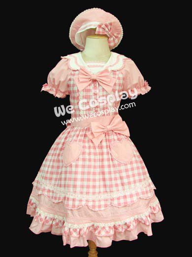 เออ เป็นชุดโลลิต้าที่แหล่มดีนะ ฮาๆ ท่าจะออกมาน่ารัก