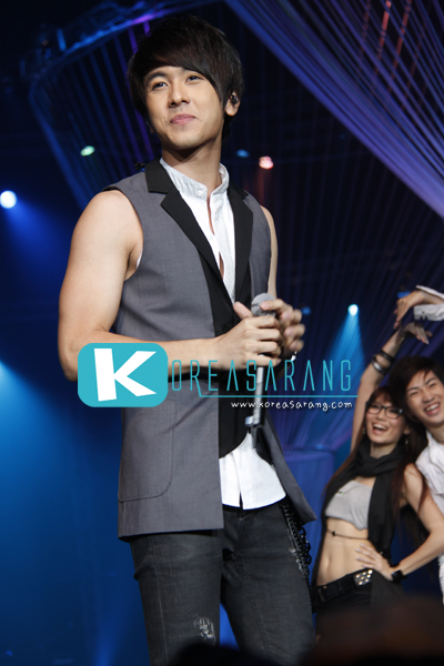 PD Radio Concert 05-11-10:ณัฎฐ์ ทิวไผ่งาม (AF)