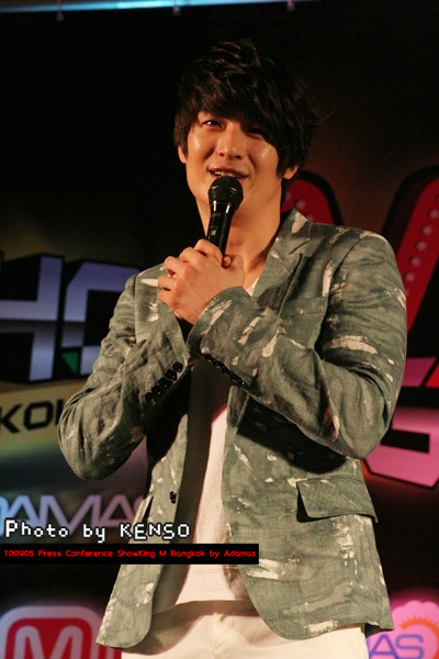100405 Son Ho Young(손호영) Press Con. SHOW M KING 3