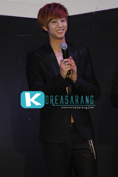 DNT in Thailand 19-12-09 : DNT Crazily Pretty with DAY fan live in Bangkok=>Dong Wook