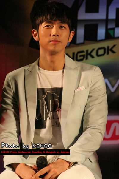 100405 2AM Press Con. SHOW M KING 6 SeulOng