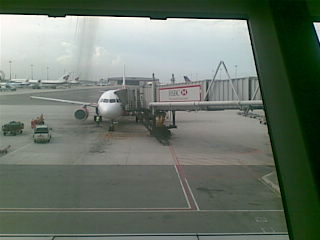 The plane is coming (air asia)
