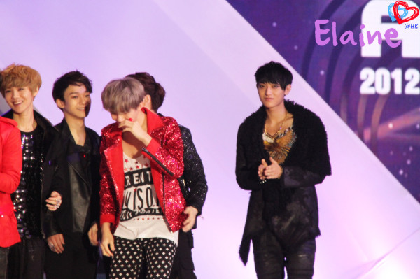 [Pic] 121130 EXO at MAMA 2012  