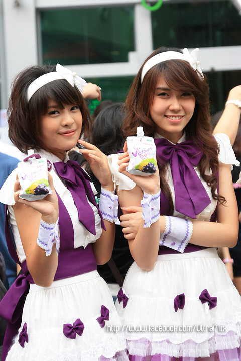 น้องนิ๊กแน๊กอีกภาพคับ ,, น่ารักชะมัด ผมสั้นด้วย >,<