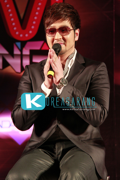 Kim Tae Woo in Thailand 05-04-10