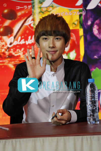 United Foods (Wafer Sanghai&Jelly Yoyo) 29-07-10: ZE:A -Siwan