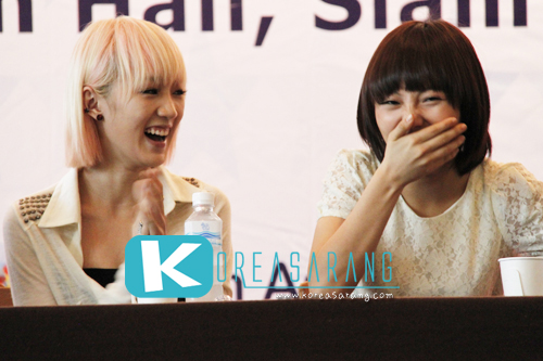 Miss A in Thailand (26-10-10):Jia,Min