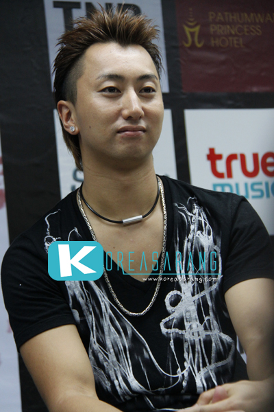 AUCIFER in Thailand 24-09-10:Santa