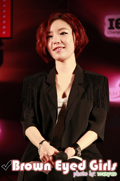 BROWN EYED GIRLS in Thailand 05-04-10:Ga-in