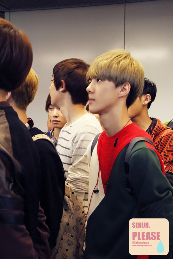 [Pic] 121124 Sehun - Suvanabumi Airport [Sehun Please] 2P