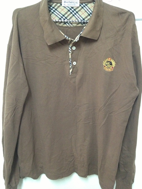 BURBERRY 23x26 หายากนะคะ ขาย 990 บาท