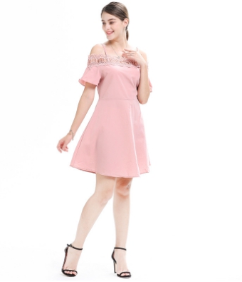 ชุดราตรีสาวอวบ