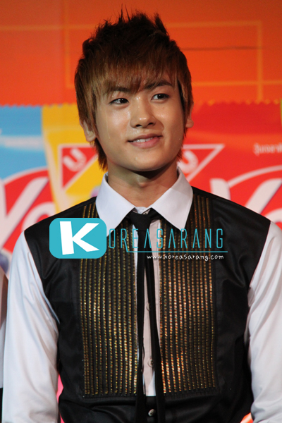 United Foods (Wafer Sanghai&Jelly Yoyo) 29-07-10: ZE:A -Hyungshik