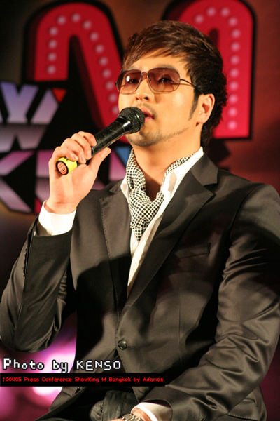 100405 Kim Tae Woo(김태우) Press Con. SHOW M KING 14