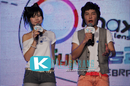 Maxim Contact Lens Surprise Celebration (Press Conference) 11-10-10