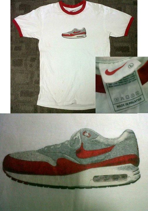 เสื้อ Nike แบบแขนจั๊ม สกรีนลาย Air Max1 สีขาว-แดง ไซท์ M ขนาด อก21 ยาว27 สภาพ83% ราคา300บาท