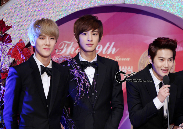 [Pic] 121128 EXO-K at The 19th Korean Entertainment Awards