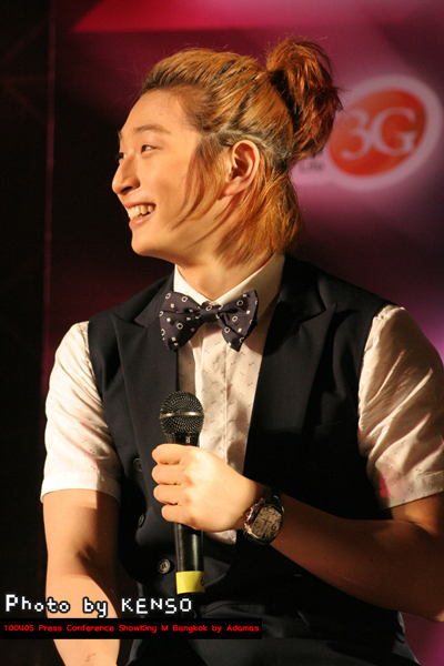 100405 2AM Press Con. SHOW M KING 7 JinWoon