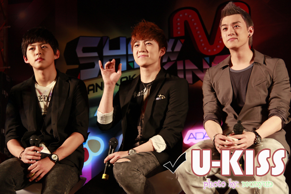 U-KISS in Thailand 05-04-10:Dongho,Soohyun,Eli