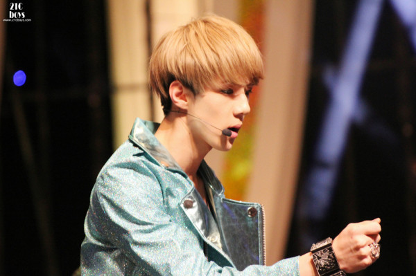 [Pic] 121128 Sehun at The 19th Korean Entertainment Awards [21CBOYS] 11P