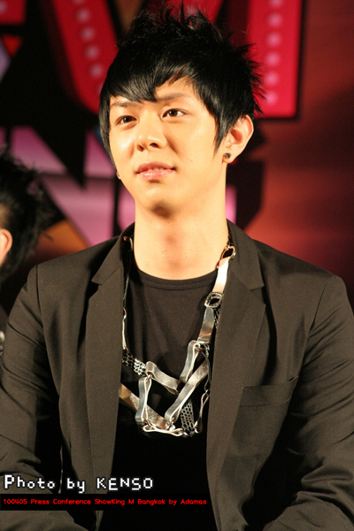 100405 ZE:A(제국의아이들) Press Con. SHOW M KING 4 JunYoung