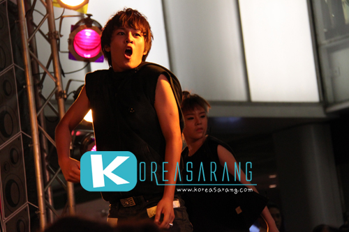 Mnet Ultimate Press Conference 17-09-10:Cover Dance