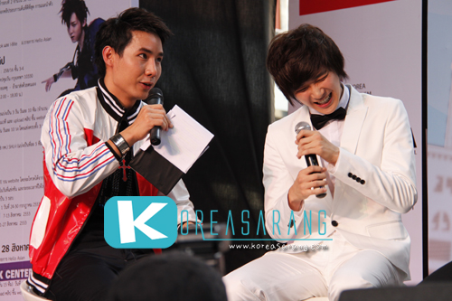 SHU-I in Thailand 16-07-10:Changhyun